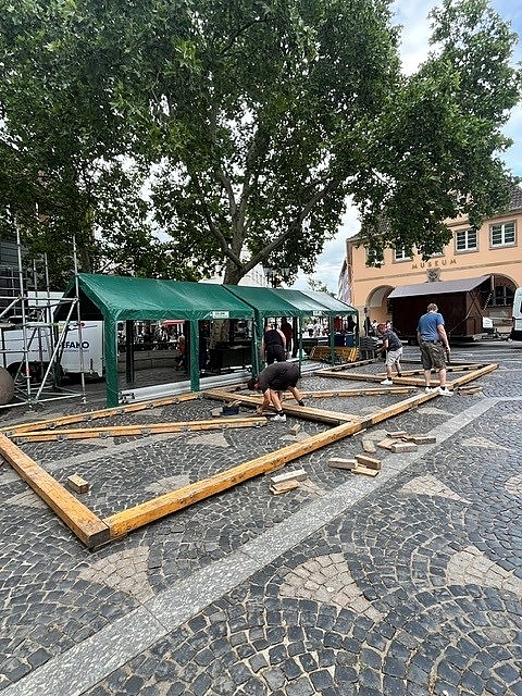 Aufbau am Mittwoch